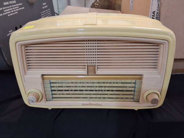 Lot 1288 - RADIO