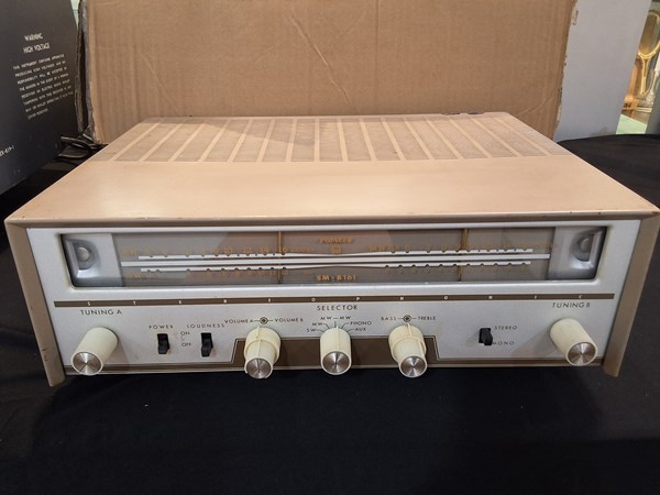 Lot 1181 - PIONEER RECEIVER