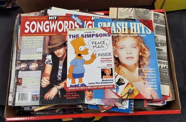 Lot 1263 - TV & MUSIC MAGAZINES