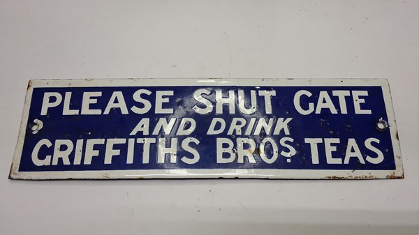 Lot 1226 - ENAMEL SIGN