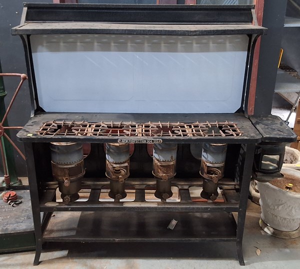 Lot 362 - KEROSENE COOKER