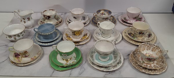 Lot 1199 - ASSORTED TRIOS