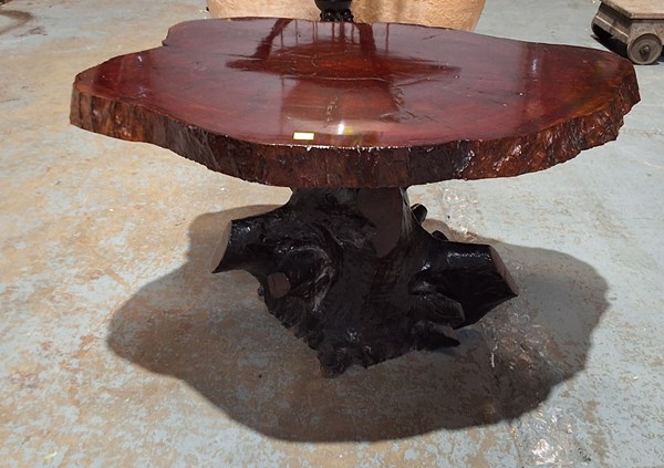 Lot 299 - OCCASIONAL TABLE