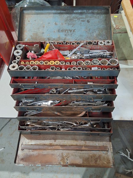 Lot 385 - TOOLS