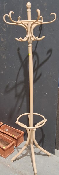 Lot 311 - HAT STAND