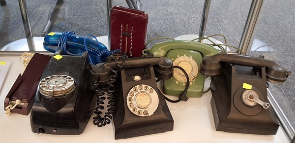 Lot 1149 - TELEPHONES