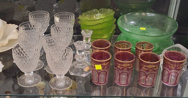 Lot 1332 - COLOURED GLASSWARE
