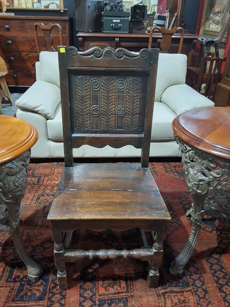 Lot 314 - HALL CHAIR