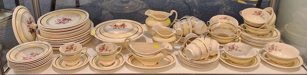 Lot 1166 - DINNER SERVICE