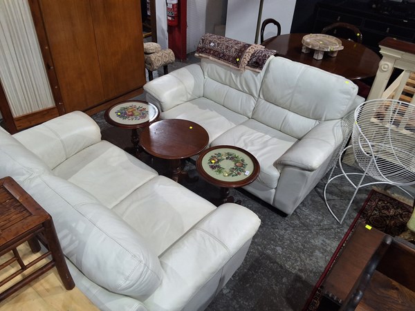 Lot 177 - LOUNGES