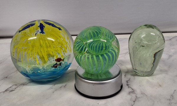 Lot 1152 - PAPERWEIGHTS