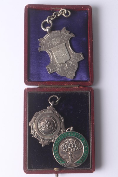 Lot 1043 - CYCLING MEDALS
