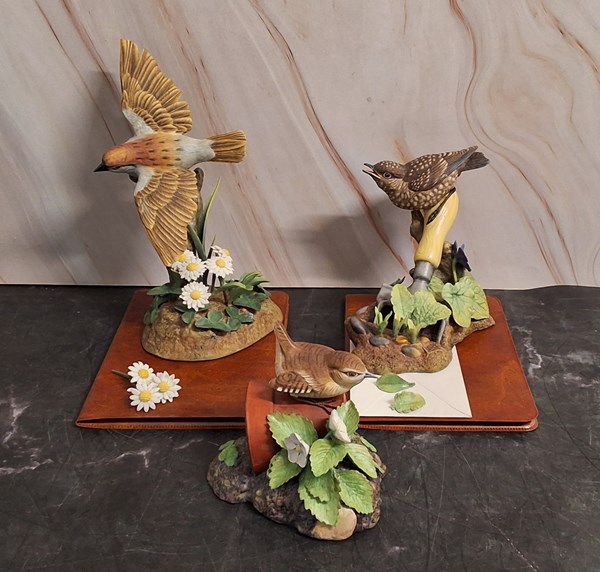 Lot 1153 - ROYAL DOULTON BIRD ORNAMENTS