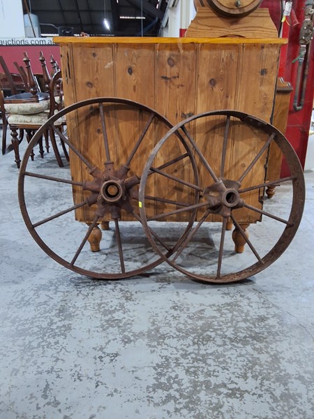 Lot 276 - WHEELS