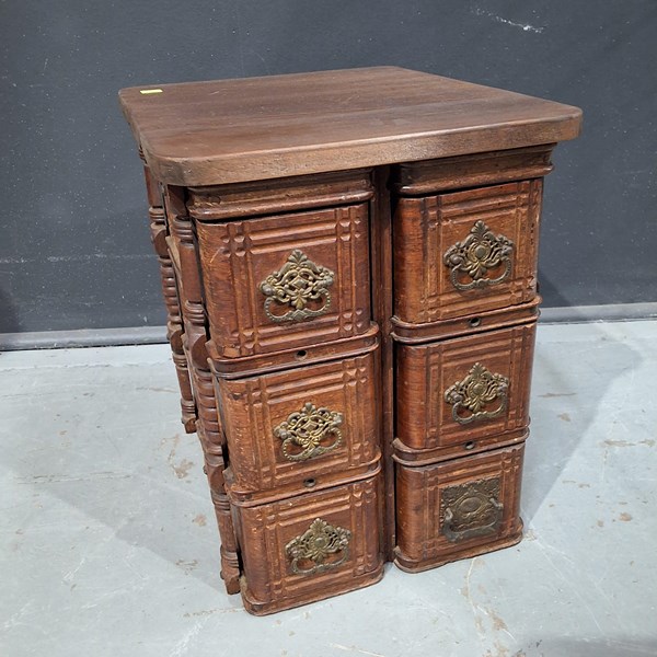 Lot 400 - SEWING DRAWERS