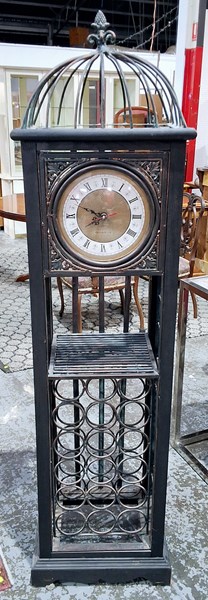 Lot 211 - WINE RACK