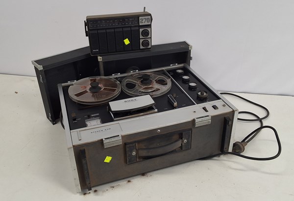 Lot 1284 - SONY STEREO