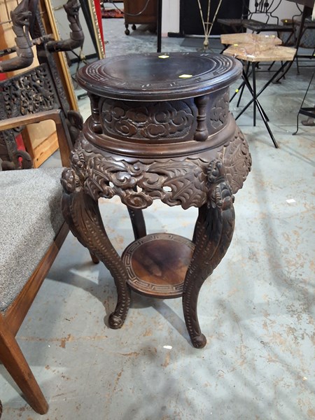 Lot 362 - OCCASIONAL TABLE