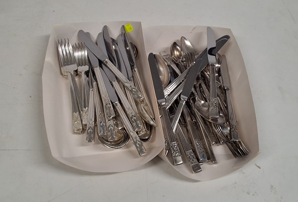 Lot 1076 - CUTLERY SETS