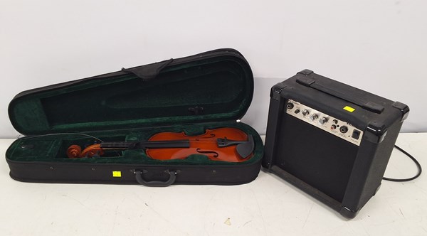 Lot 1346 - VIOLIN & AMP