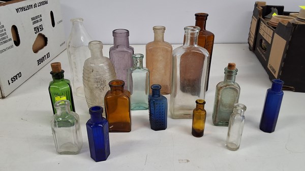 Lot 1381 - GLASS BOTTLES