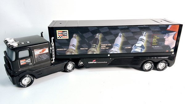 Lot 1380 - MODEL TRUCK