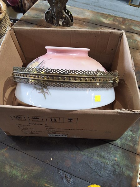 Lot 365 - LAMP SHADE