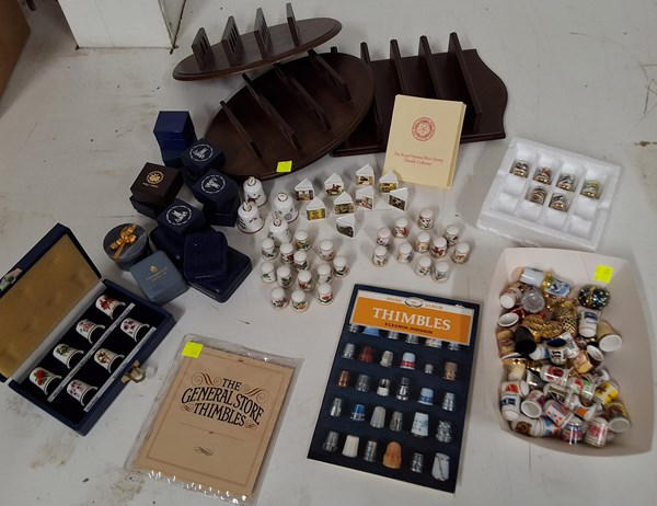 Lot 1152 - THIMBLES