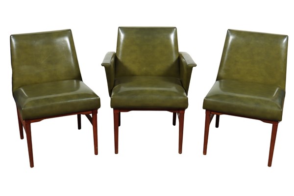 Lot 164 - LOBBY CHAIRS