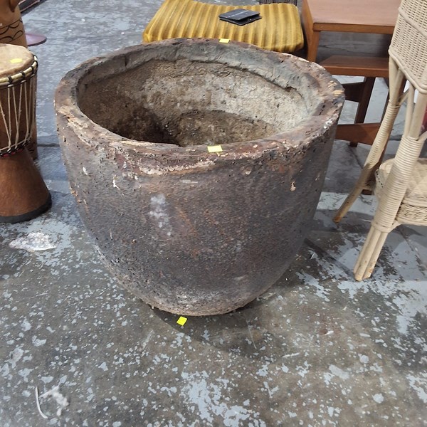 Lot 461 - CRUCIBLE