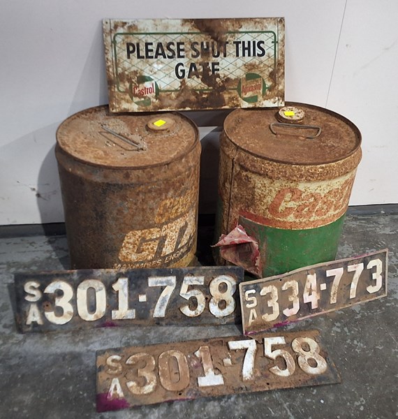 Lot 387 - MOTORING LOT