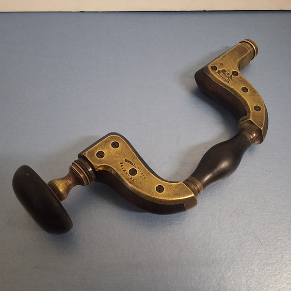 Lot 1202 - DRILL BRACE