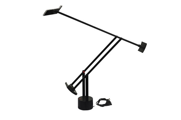 Lot 143 - TIZIO DESK LAMP