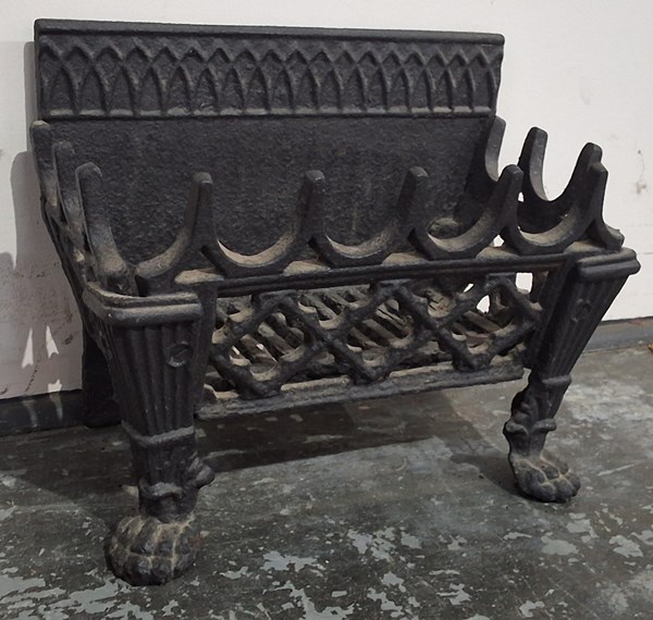 Lot 222 - FIRE GRATE