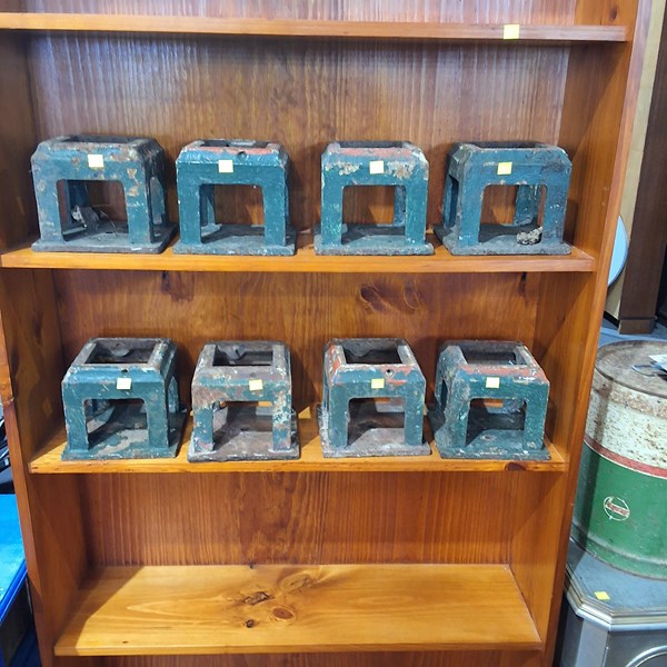 Lot 384 - POST HOLDERS
