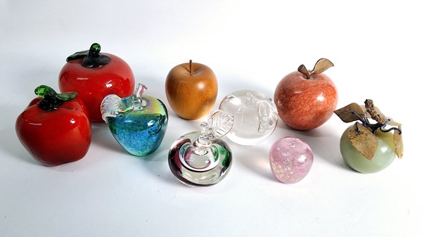 Lot 1383 - APPLES