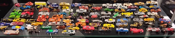 Lot 1327 - DIECAST VEHICLES