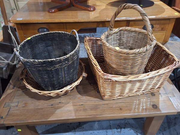 Lot 166 - BASKETS