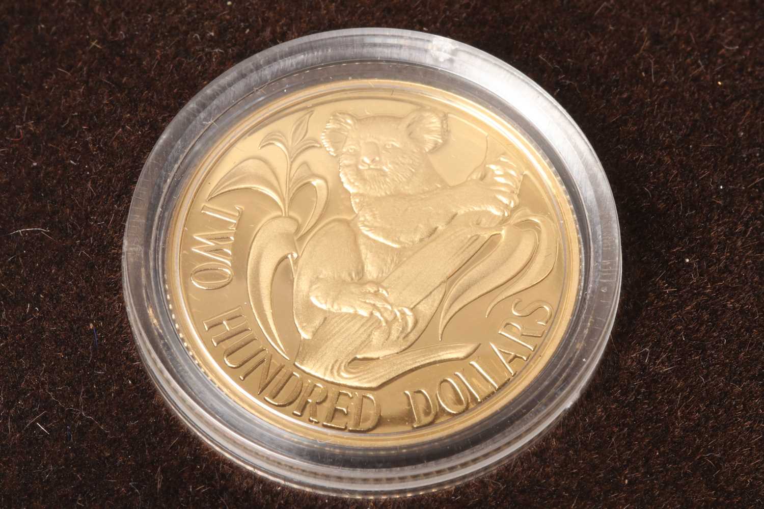 Lot 1040 - GOLD COIN