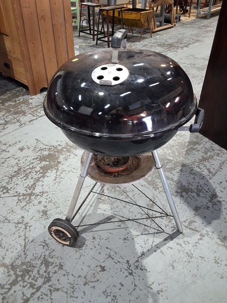 Lot 213 - BBQ