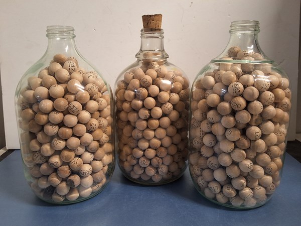 Lot 96 - BINGO BALLS