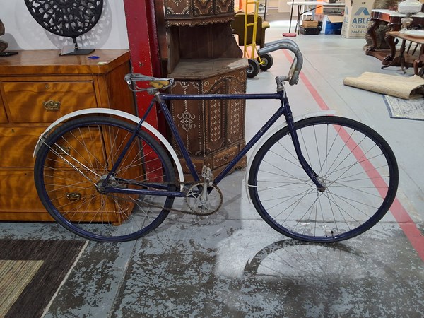 Lot 251 - BICYCLE