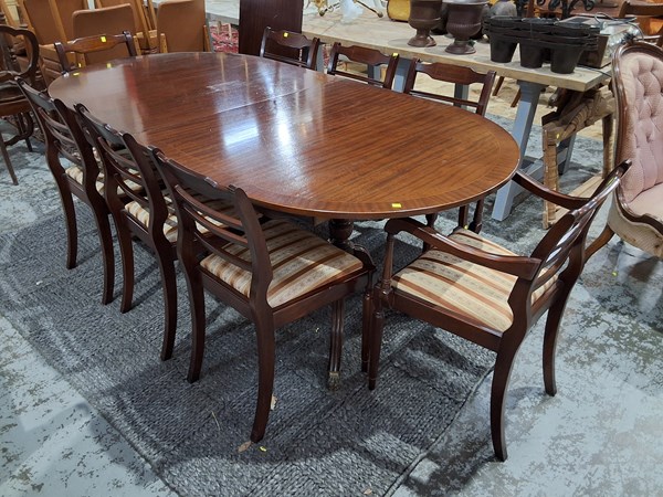 Lot 189 - DINING SUITE