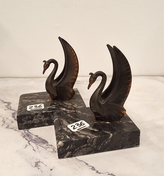 Lot 1521 - BOOKENDS