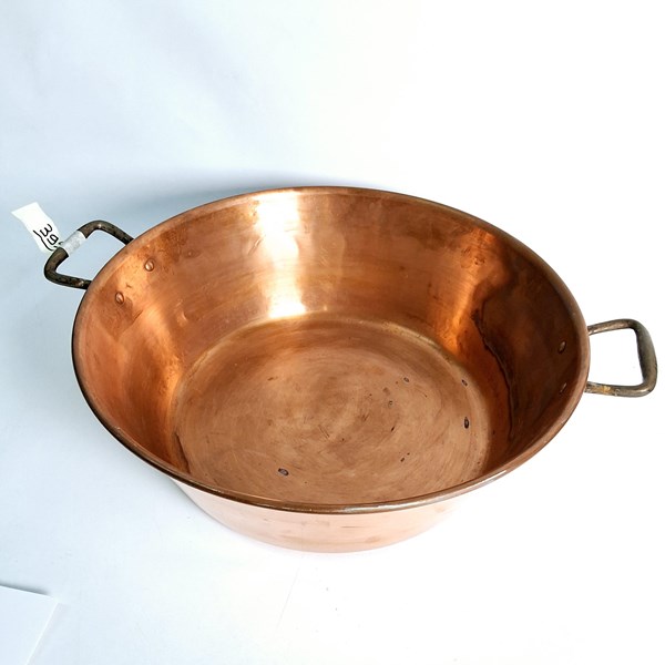 Lot 1240 - COPPER JAM BASIN