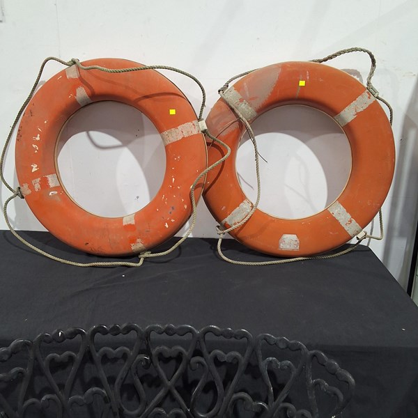 Lot 352 - BUOYS