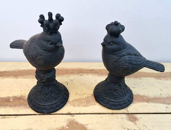 Lot 104 - BIRD ORNAMENTS