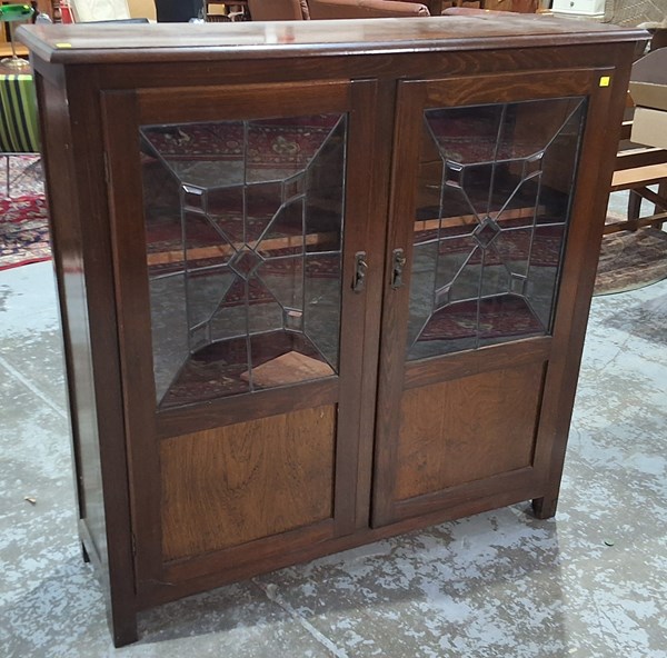 Lot 103 - DISPLAY CABINET