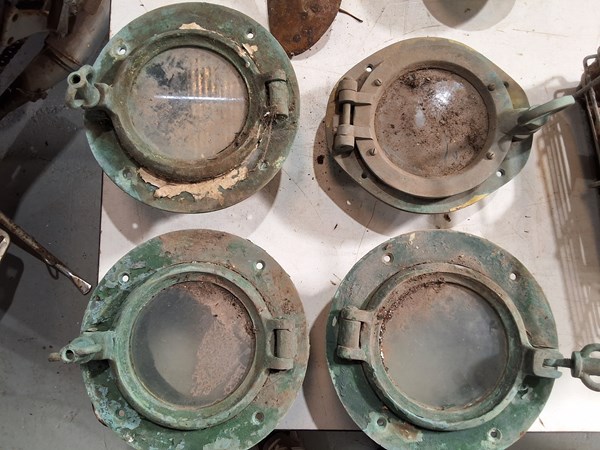 Lot 342 - PORTHOLES