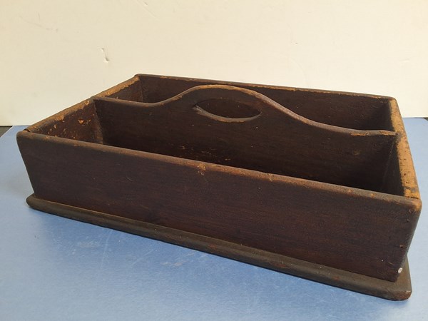Lot 1291 - CUTLERY TRAY
